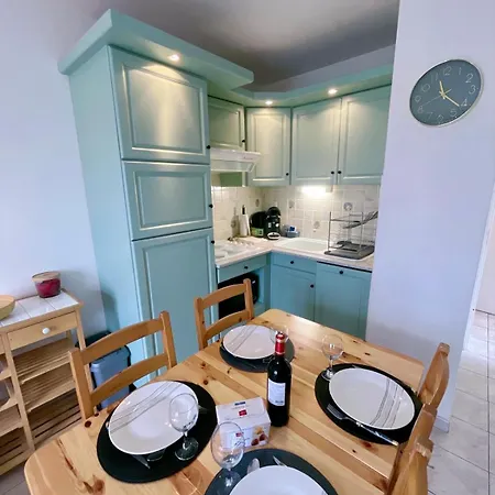 Le Belvedere Bleu Apartment